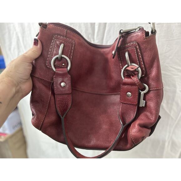 FOSSIL Red‎ Leather Large Business Bag Tote Purse Metal Embellishment Vintage - Picture 7 of 10